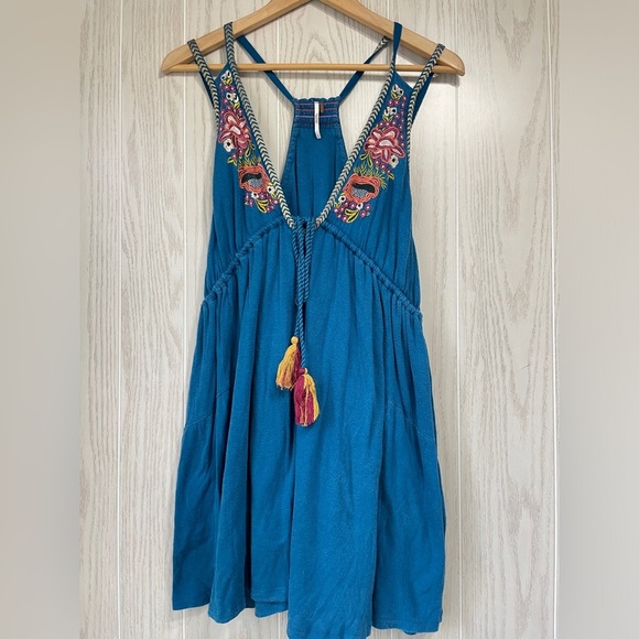 Free People Lovers Cover Turquoise Teal Embroidered Tassel Racerback Dress S/P - Picture 3 of 5